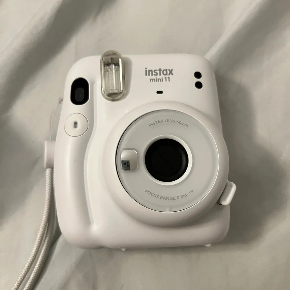 Instax mini 11 Brandew White color